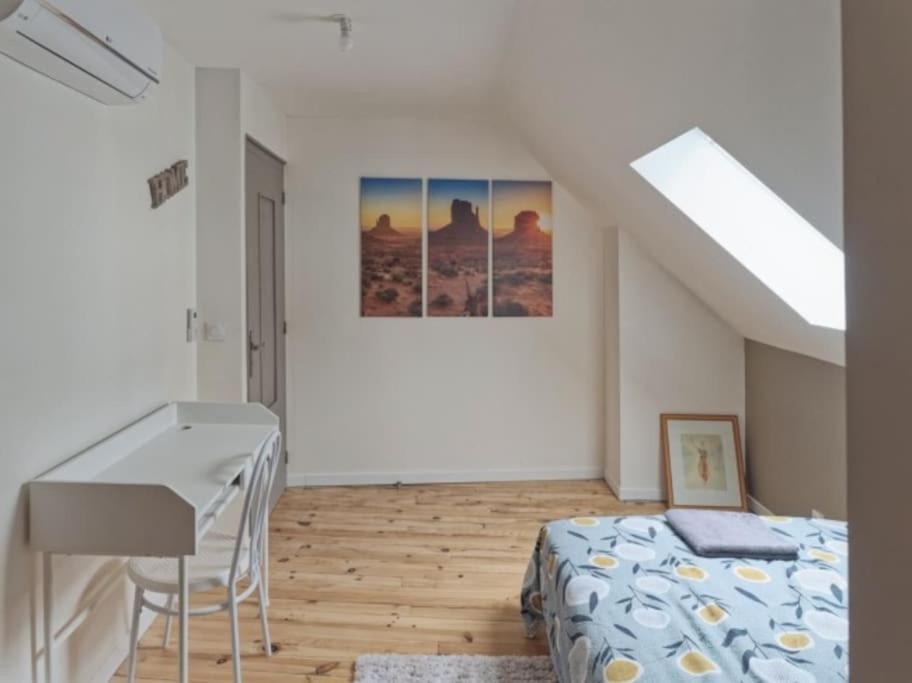 Appartement Spacieux En Centre Ville Vendôme Exterior foto